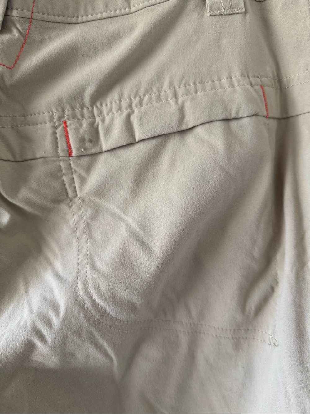 Columbia Women's Tan Capris with Red Zip Accent - Picture 4 of 6
